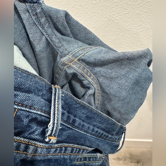 GRLFRND Tatum Mid-Rise Micro Bootcut Only Lies Cropped Cotton Blue Jeans Size 30 - Picture 13 of 16